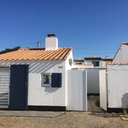 Charmante Maison T2 Avec Piscine Chauffee, Tennis, Proche Mer, Commerces, Et Wifi Inclus - Fr-1-231-307 ブルティニョール・シュル・メール